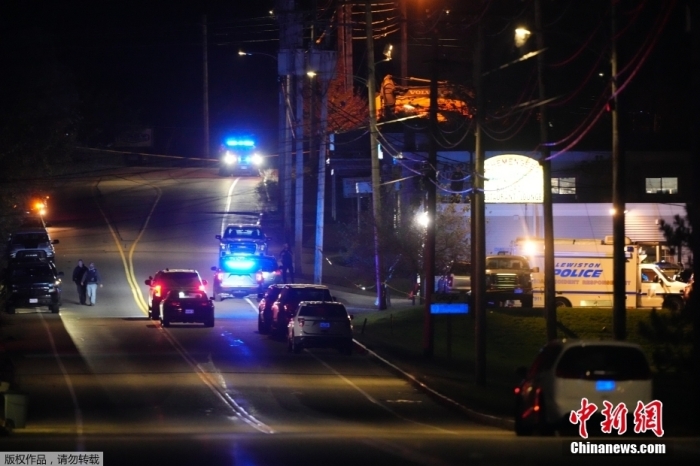 ʱ1025˹(Lewiston)ǹ¼22Ŀǰǹӡ

ߵ(CNN)Ϣʿƣ5060ˣĿǰвжǹˡ

ͼΪ·صѲߡ