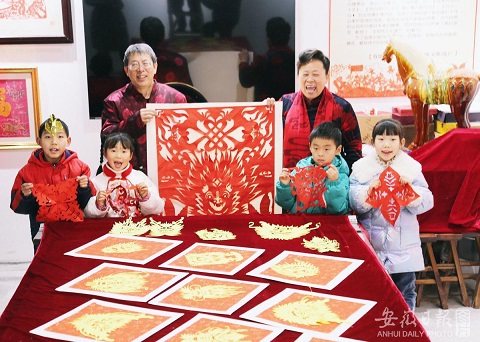 非遗剪纸迎新春