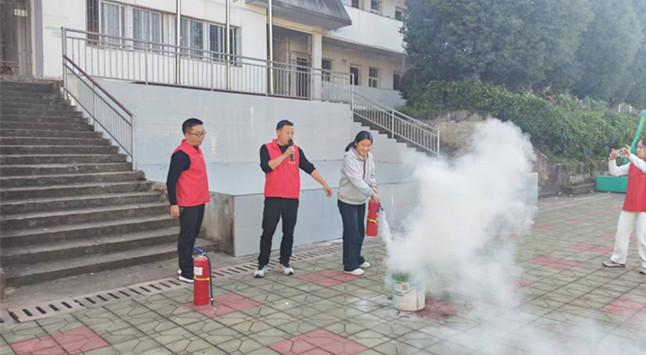 ع㸣пչ11ȫ־Ը