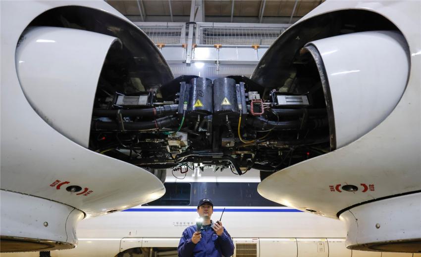 ��������족ӭ����