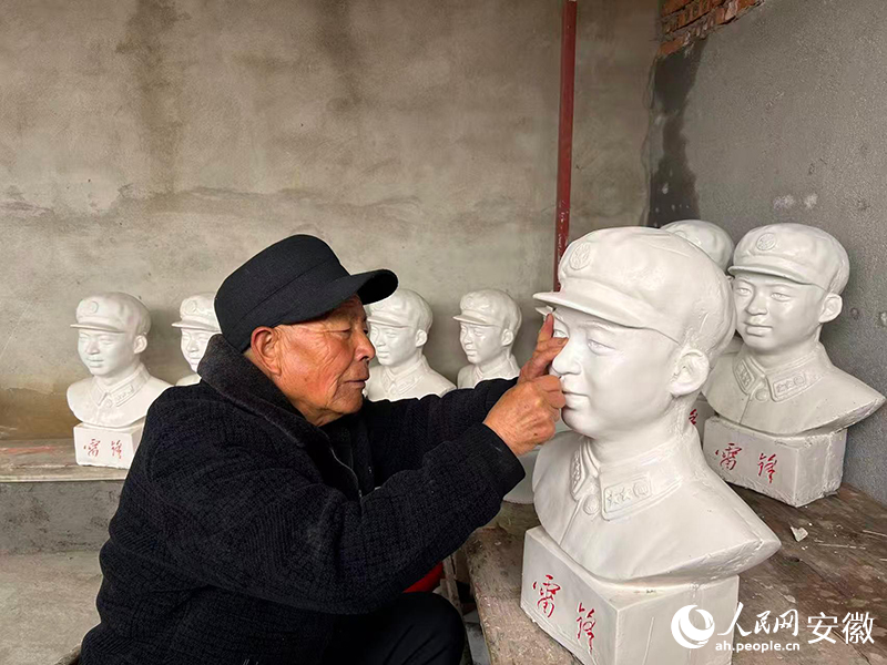 ���������ڴ�ĥ���������׷��������������� �߷�Ծ��