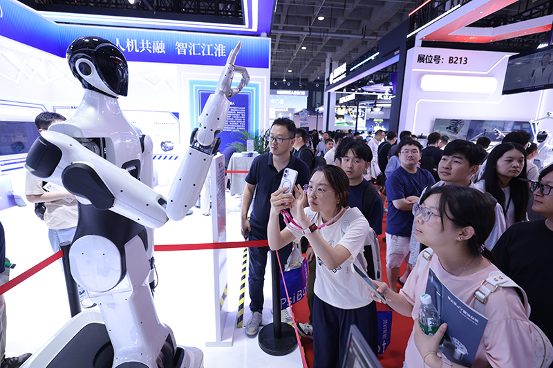 �������Ļ����ˡ��Ϸʸ�������ͼ