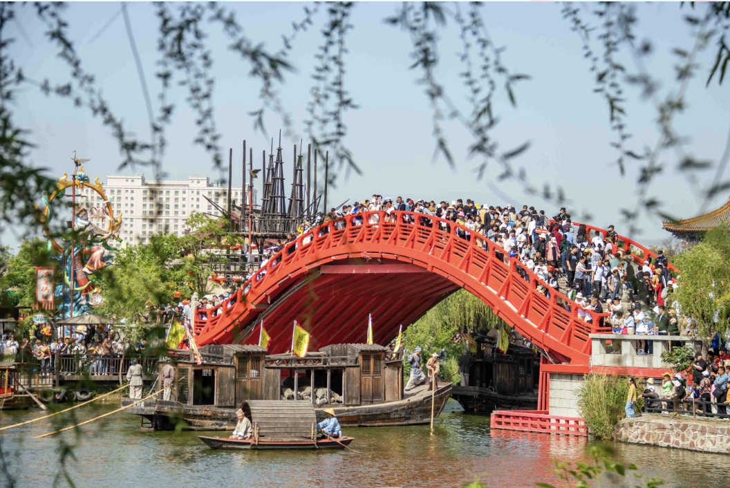 �����Ϻ�԰��ͷ�ܶ����ܷ��߹�ͼ