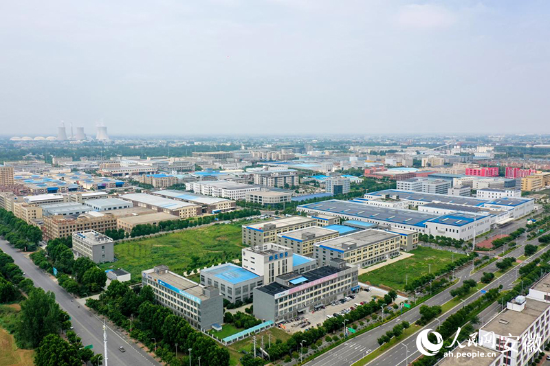 航拍颍泉经开区。人民网记者 陈若天摄