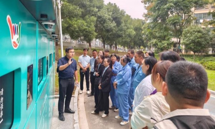 六安市金安区清水河街道九里沟社区：垃圾分类新时尚绿色生活入人心(图1)